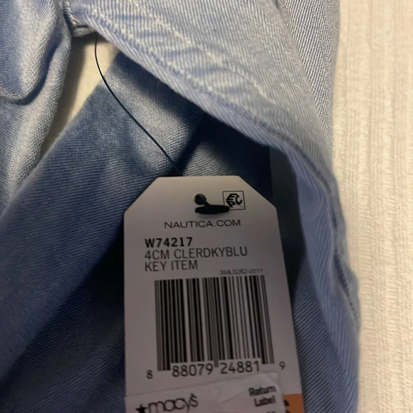 Nautica - Picture 5 of 5